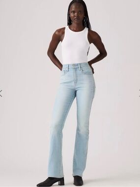 Light Wash High-Rise Straight Jeans - Levi